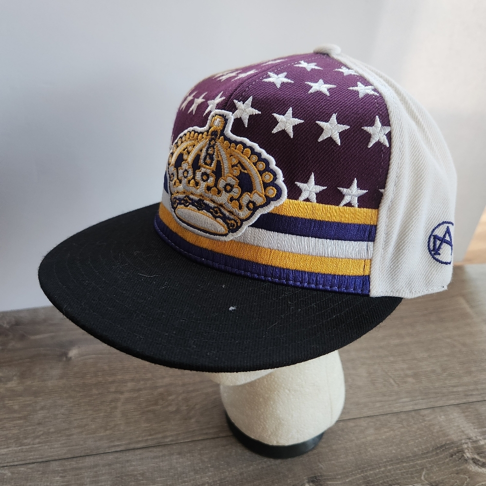 Los Angeles Kings NHL Hockey Patriot Fitted Hat Cap Size 7 1/2 American Needle